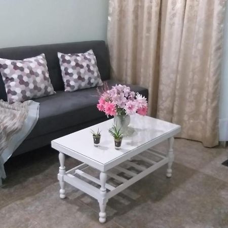 Saiyu Aeropuerto Bed and Breakfast Luque Exteriör bild